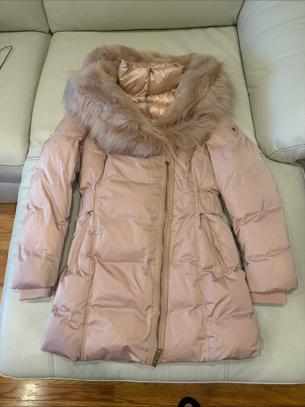 Guess Light Pink Faux-Fur Trim Puffer Jacket